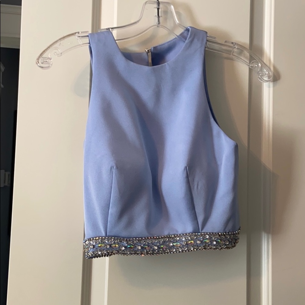 Two-piece set